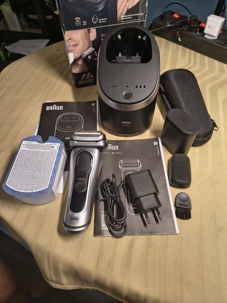 Електрическа самобръсначка Braun Series 9 PRO+ 9597cc, глава ProComfor