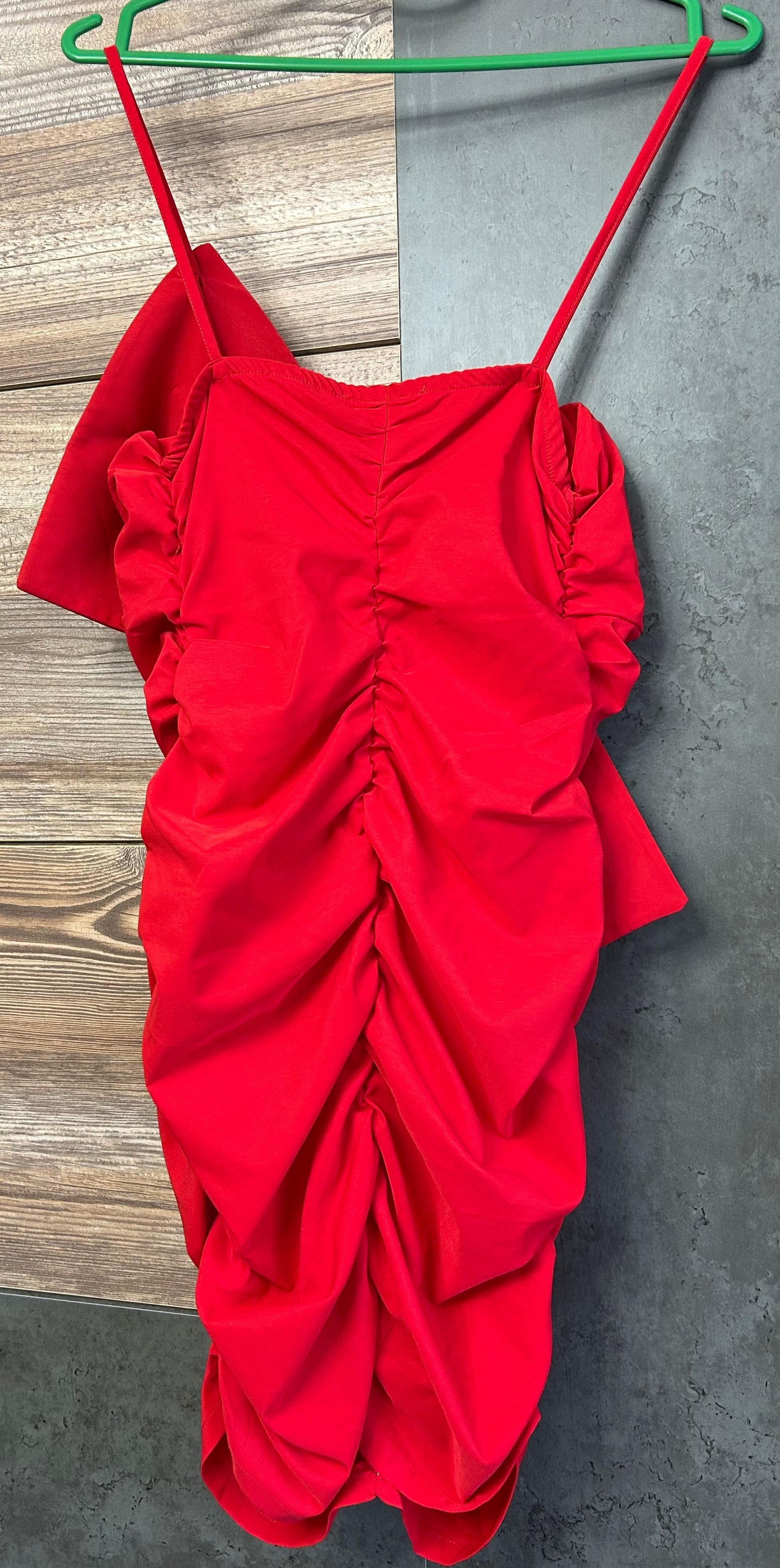Нова рокля на Zara