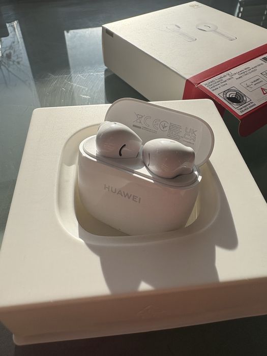 True wireless слушалки HUAWEI FREEBUDS SE2