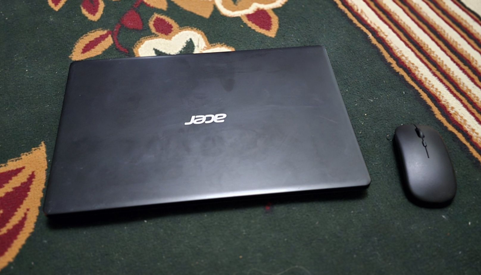 Acer nodbuk ноудбук satiladi i3
