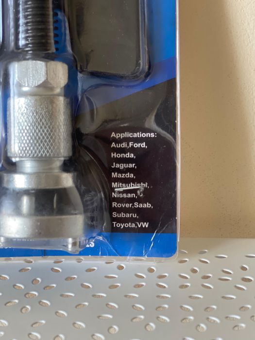 Presa Frana Etrieri Universala Auto