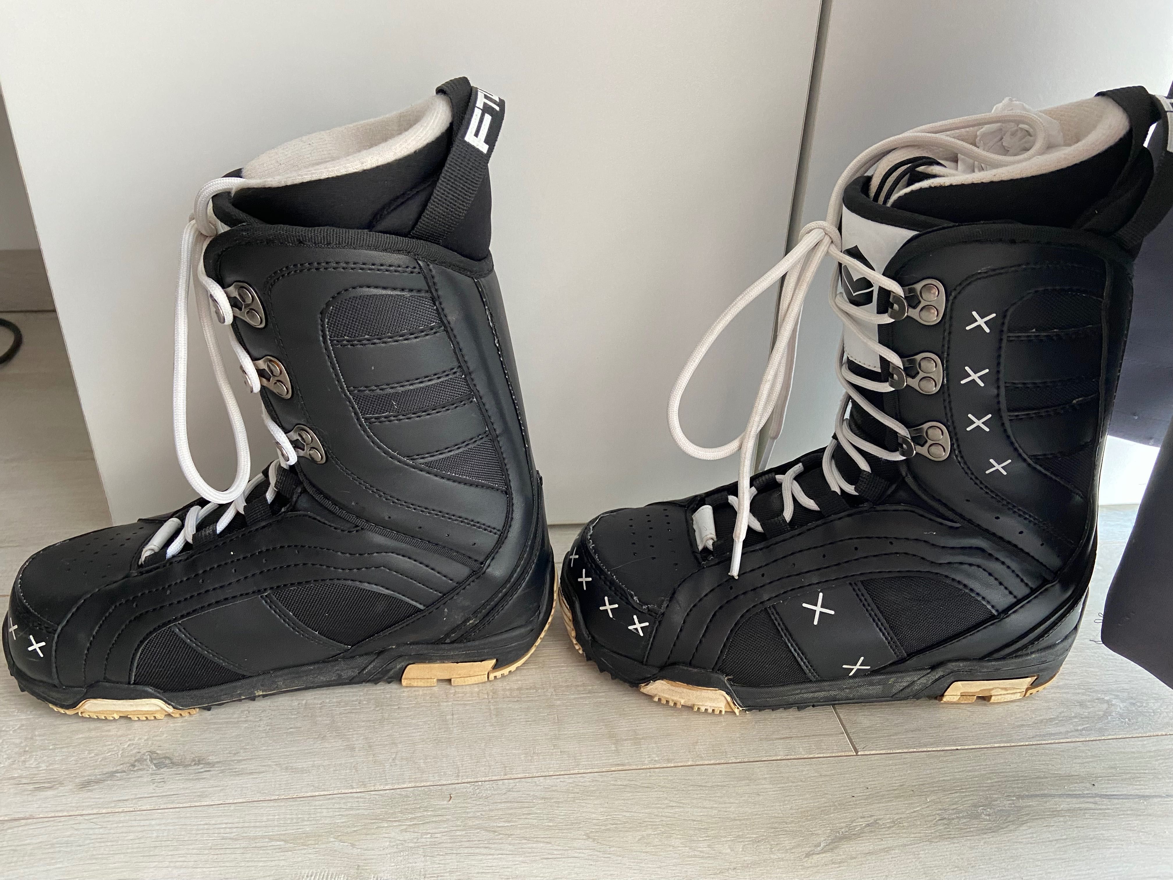 Boots snowboard FTWO, negru, mărimea 36 EU