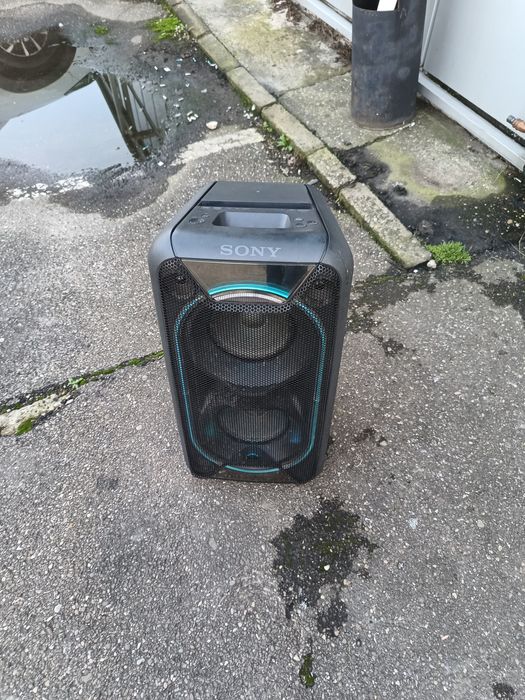 Vând boxa Sony GTK-XB90