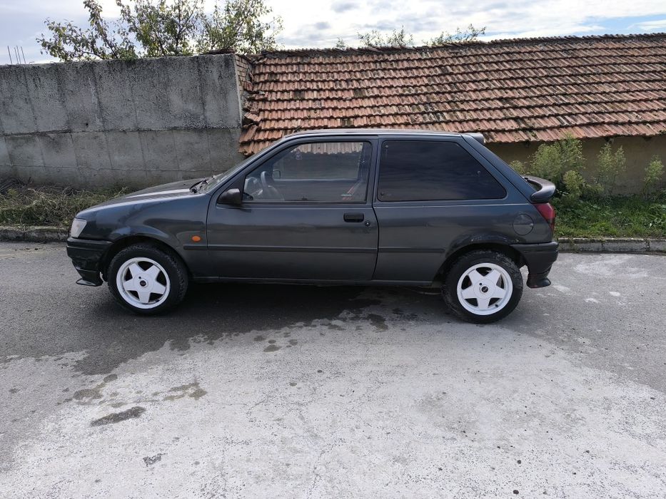 Форд фиеста мк3 1300cc на части