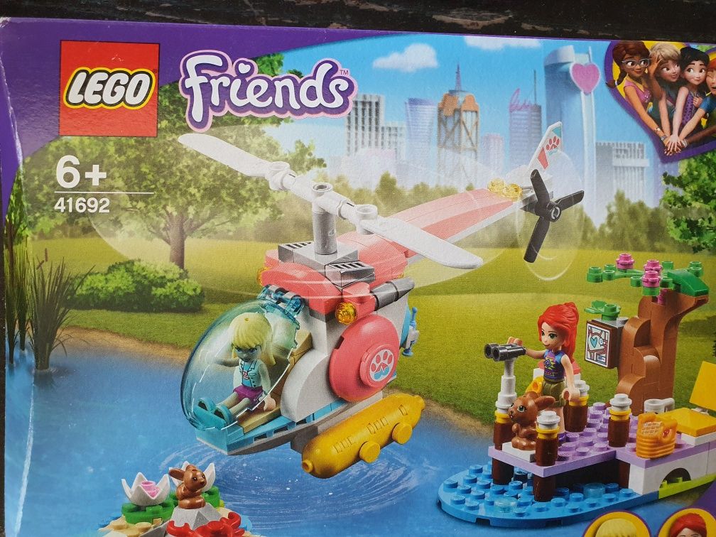 LEGO Friends, Elicopterul veterinar 41692, 249 piese