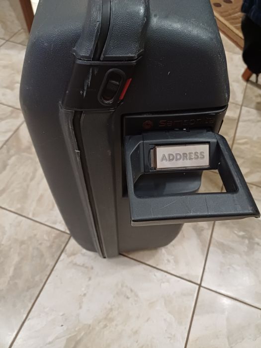 Голям куфар Samsonite