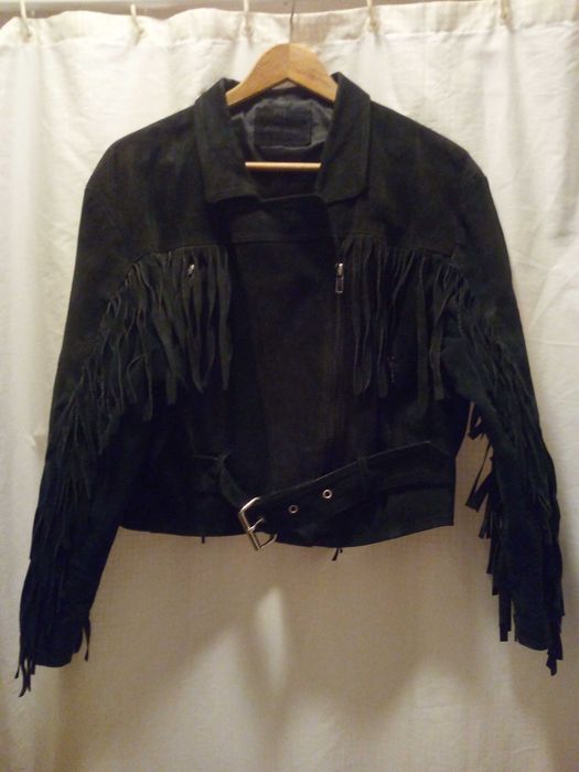 Дамско велурено "рокерско" яке с ресни