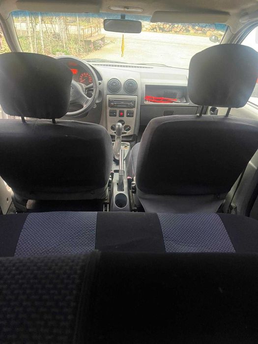 Vand logan MCV 2007 1.6 benzina