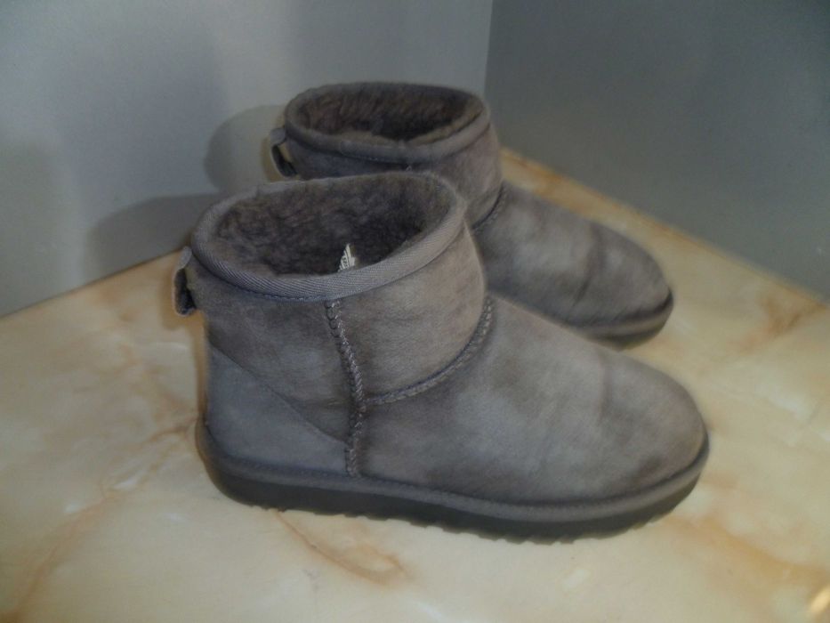 UGG оригинални ботуши №38