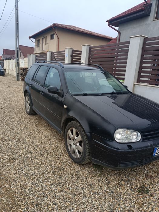 Vând Golf 4 2004