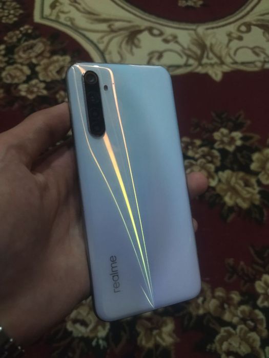 Realme 6 8/128 ideal pubg 60fps