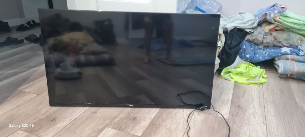 Телевизор LG 43UP77