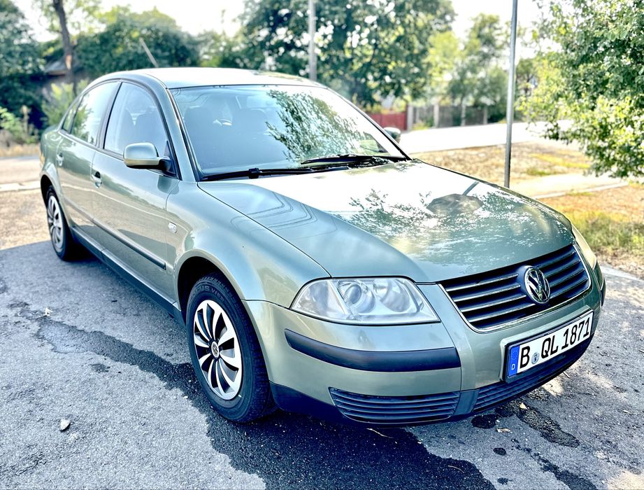 Volkswagen passat 1.6i 77.000KM