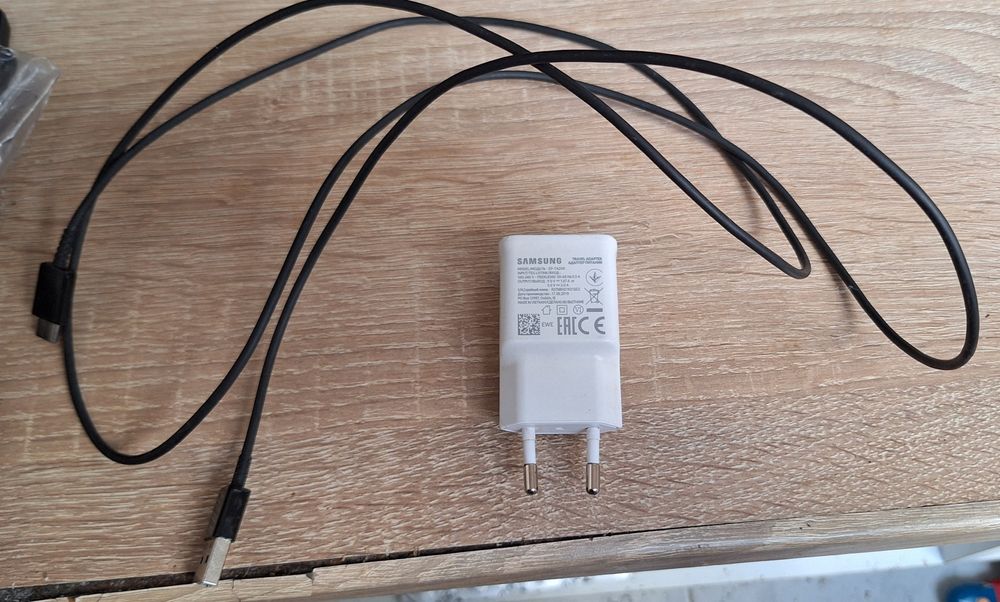 Адаптер и кабел Samsung 15 w