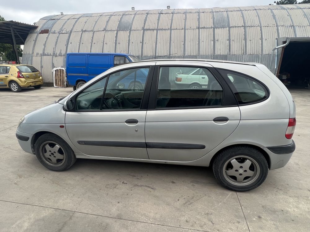 Renault Megane Scenic НА ЧАСТИ
