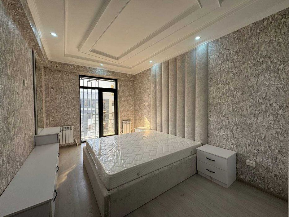 Продаётся 4х комнатная квартира новостройка с евроремонтом в городе