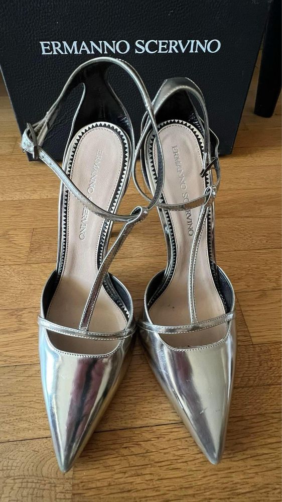 Ermanno Scervino сандали