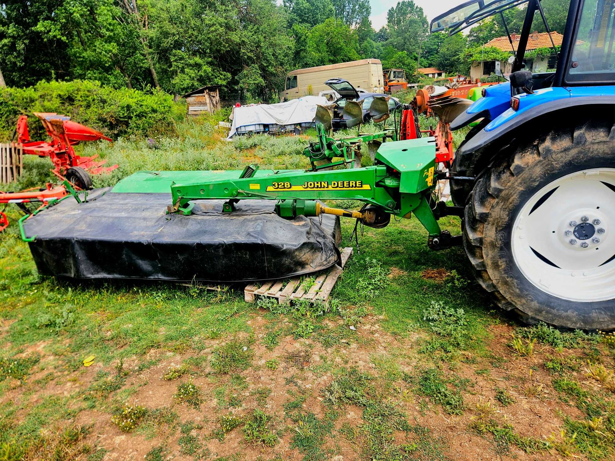 Косачка John Deere