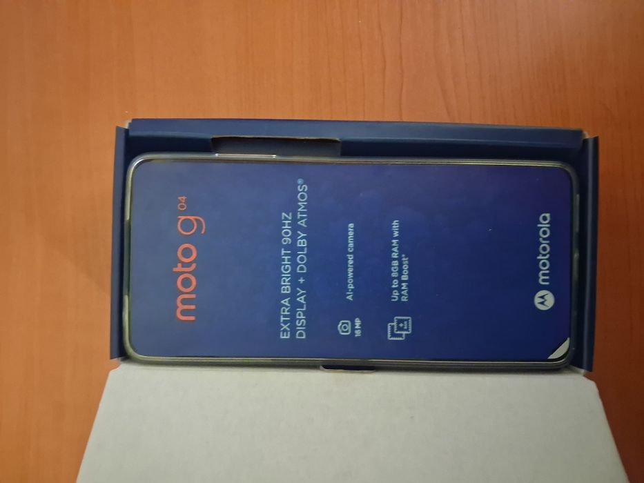 Vând Motorola G04