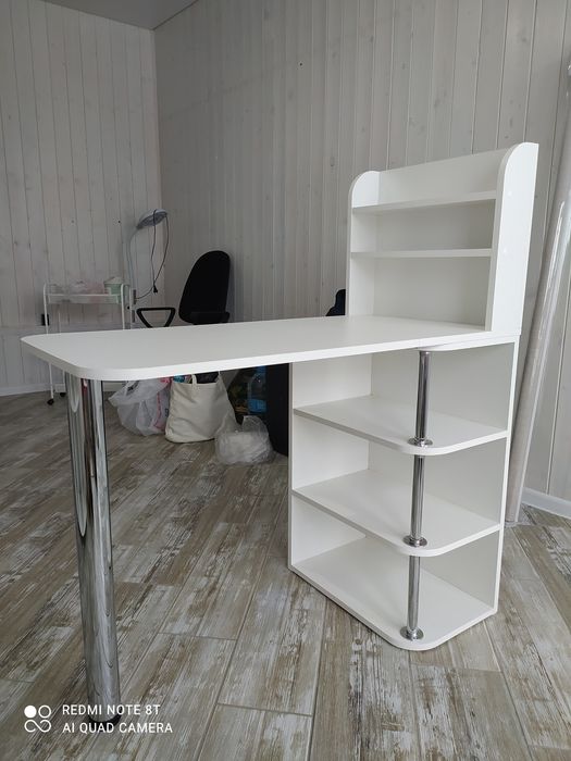 Рассрочка.Стол маникюрный от 17.000