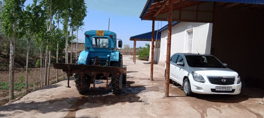 Т40 трактор сотилади нархини келишамиз одрес турткуль Калтамин