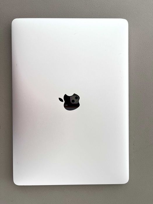 Apple MacBook PRO 13' A1708 mid 2017 i7 2.5Gz 16GB 256 GB NVMe Silver