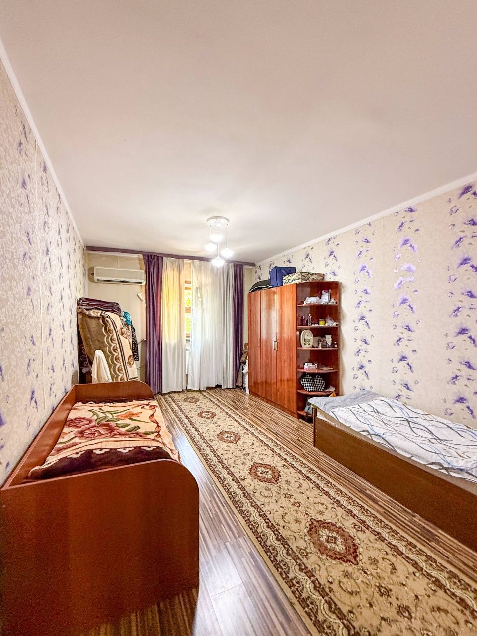 Продам квартиру на Паркентском РИЁЗИЙ 2/2/4 55м2