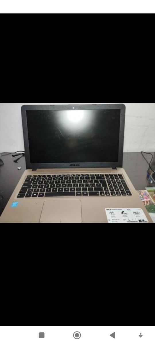 Laptop ASUS i3 5005