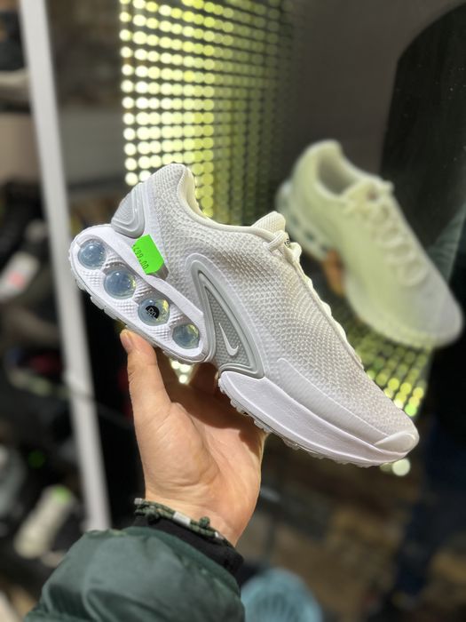 Nike DN/Prinde Oferta 4+1 Doar in magazinul fizic !