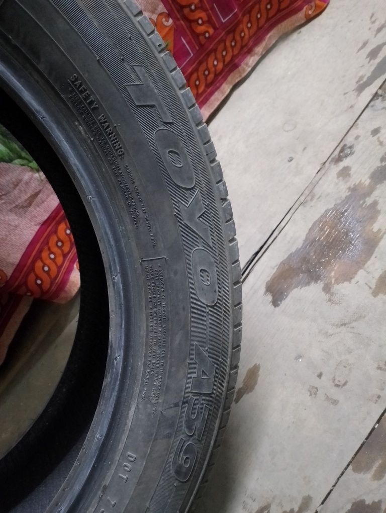 Продам шины 235/55 R19 TOYO A39