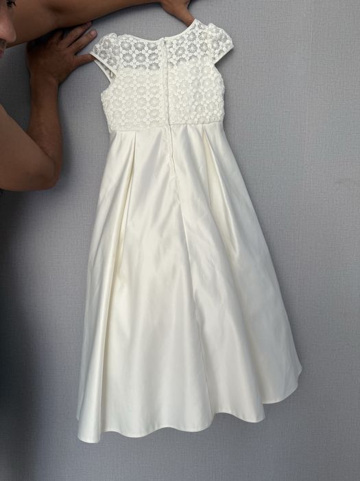 Нарядное летнее платье для девочки