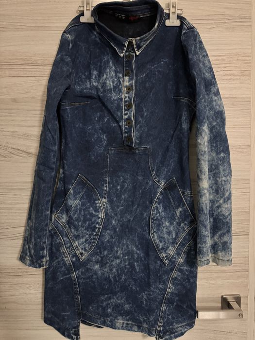 Дънкова рокля по тялото