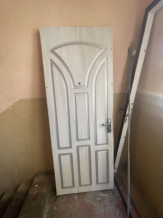 Temir eshik ishlatilgan