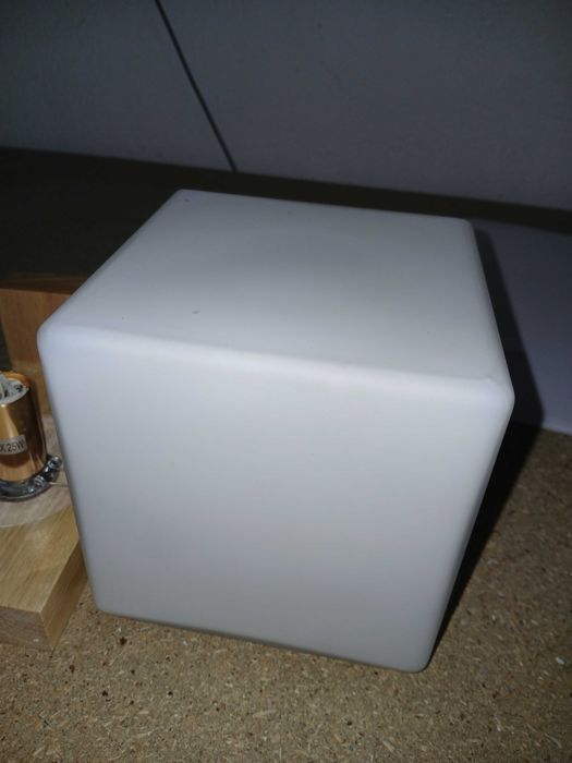 Aplica de perete Comely, sticla alba, bec G9 inclus
