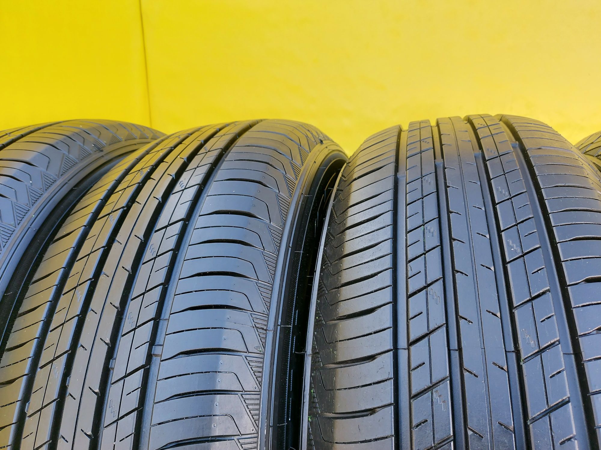 Шины 235/60  R18 SAILUN комплект