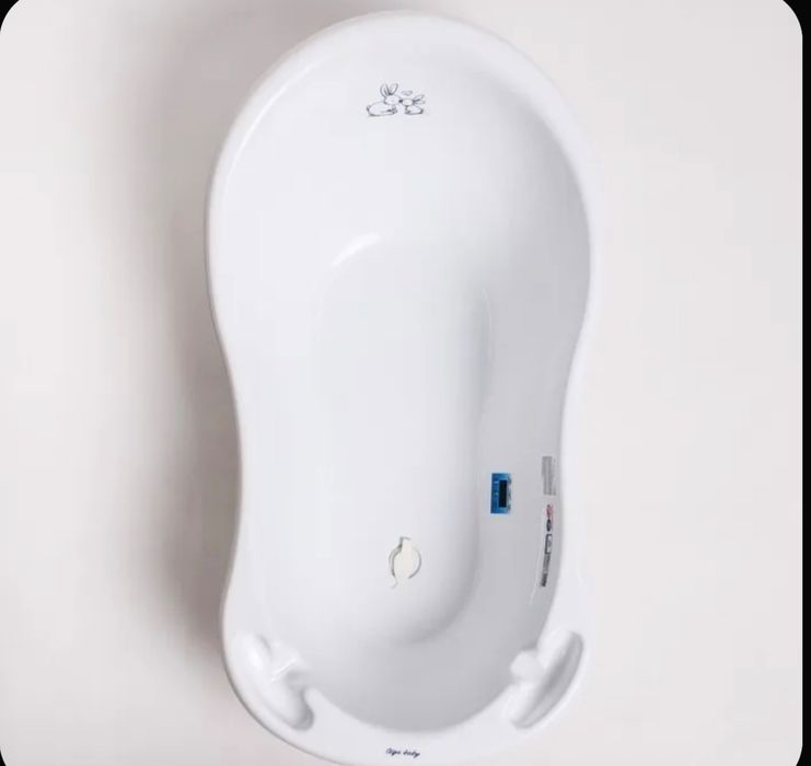 Детская ванна с градусеиком и сливом. Идеальное состояние