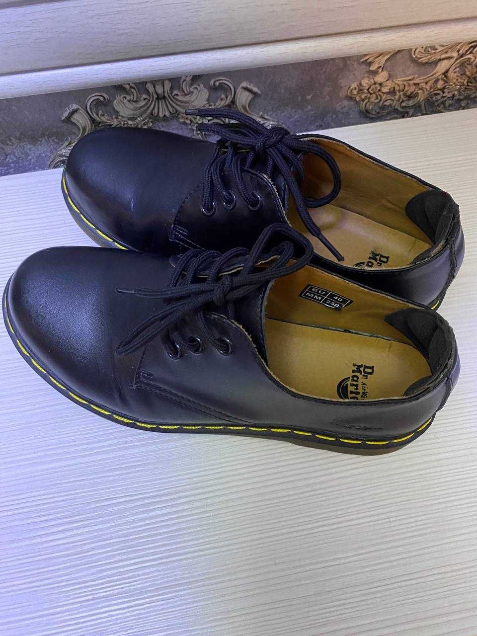 Новые полуботинки Dr.Martens, 40 размер