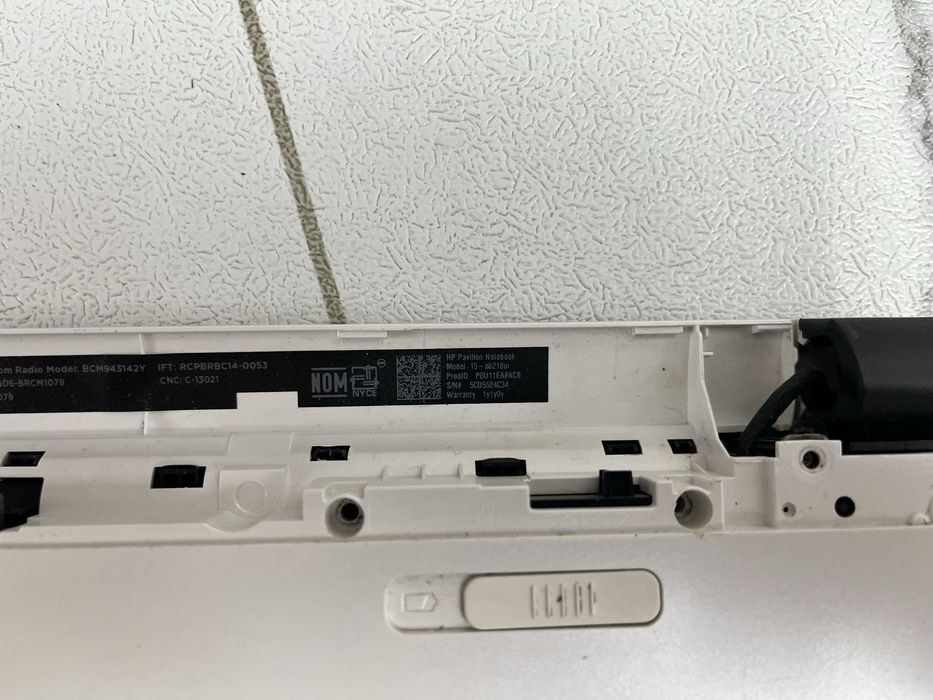 Ноутбук HP Pavilion 15-ab218ur на запчасти