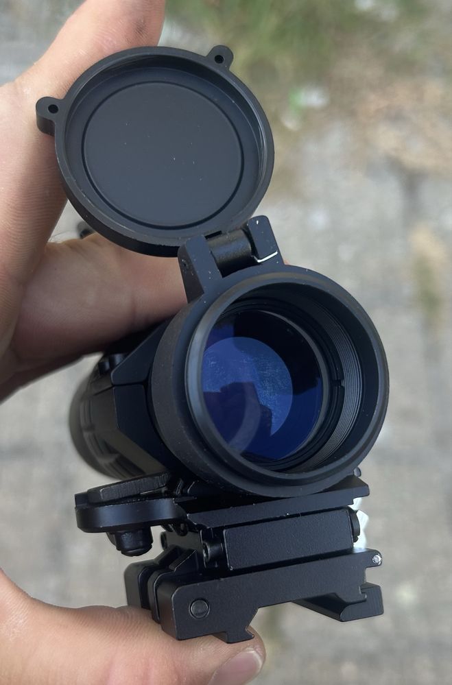 магнифайър и red dot бързомер