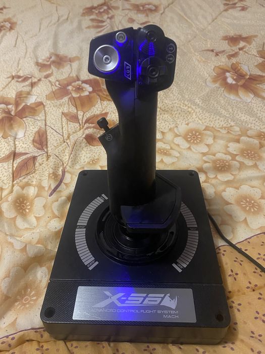 Joystick X56 Flight H.O.T.A.S.