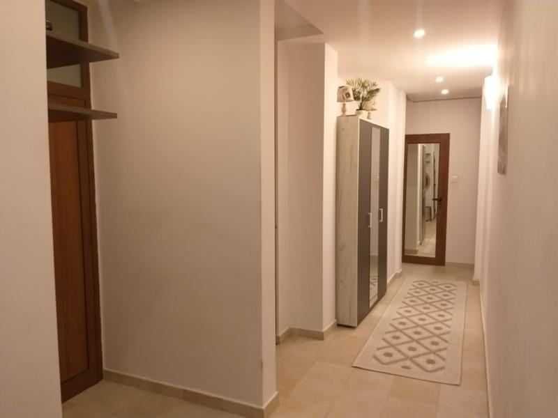 Продава се Тристаен апартамент в София, Манастирски ливади - 85 кв.м за 2459 €/кв.м - Снимка #12