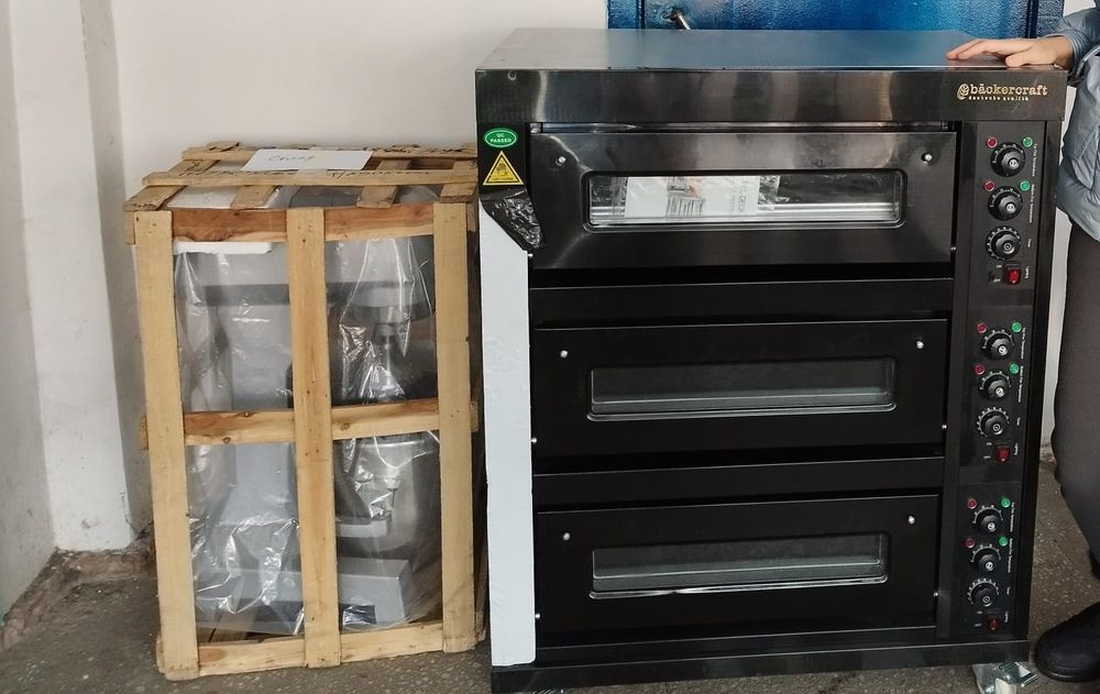 Продам духовой шкаф и тестомес