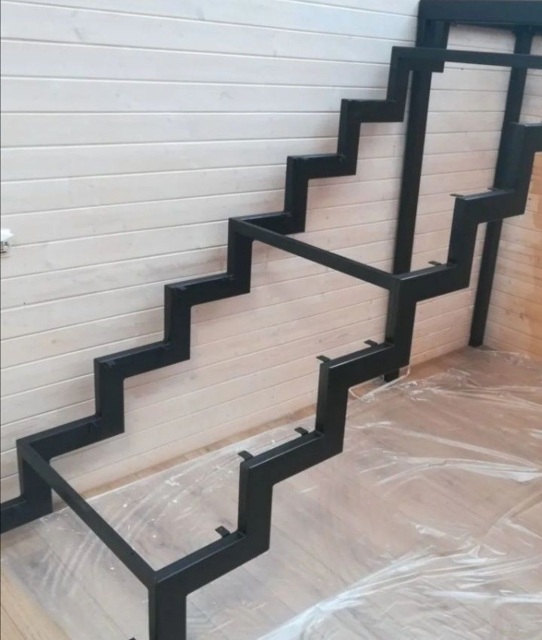 Продам лестницы в стиле лофт