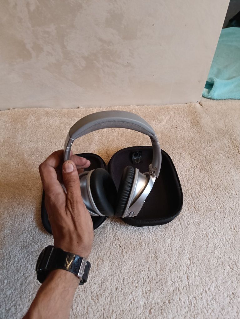 Bose quietComfort 35 ||
