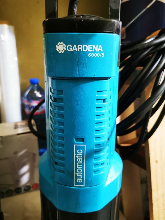 Потопяема дълбочинна помпа Gardena Comfort 6000/5 Automatic, 1050W, 60