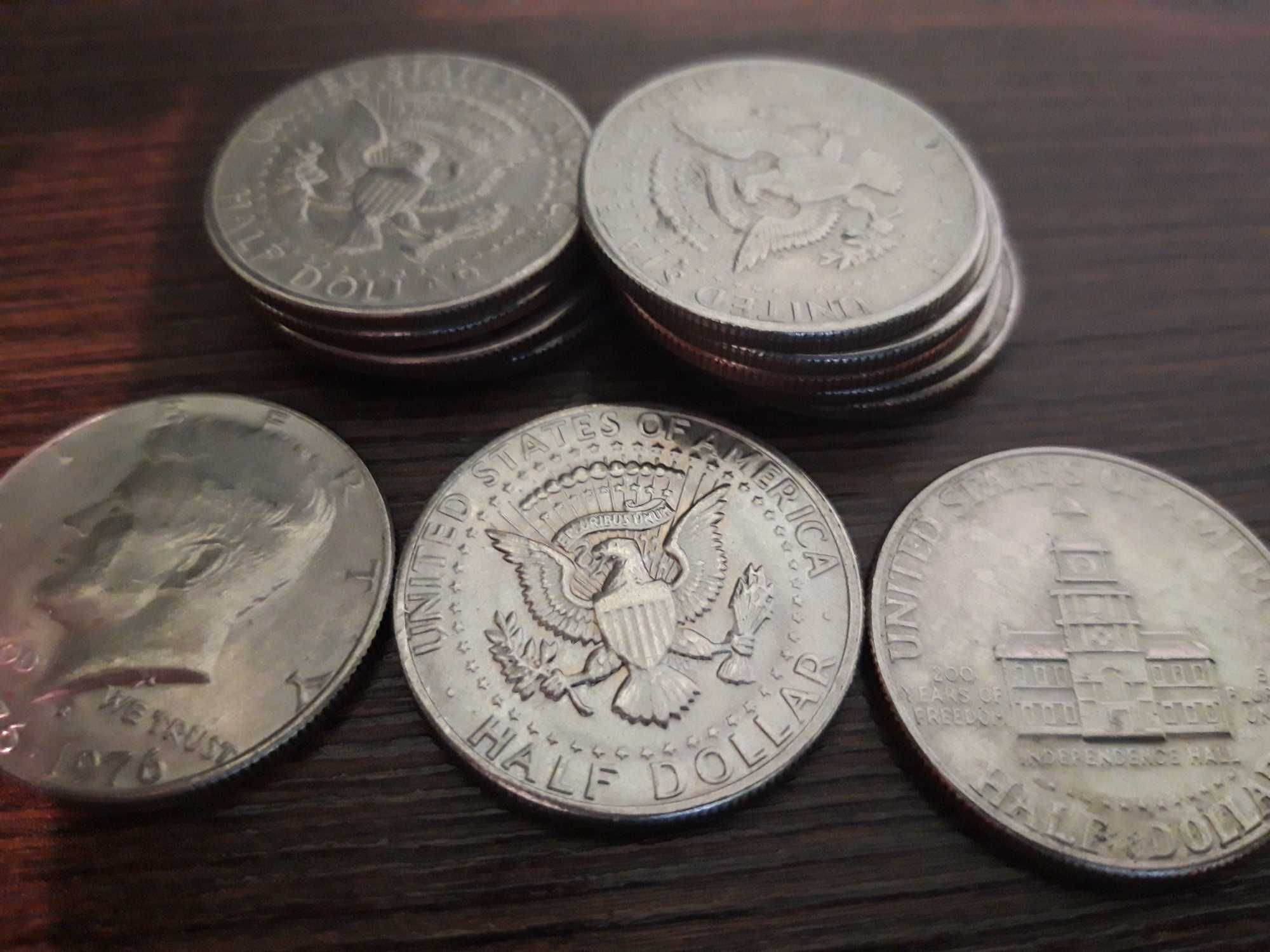монети 1 $ и половин $