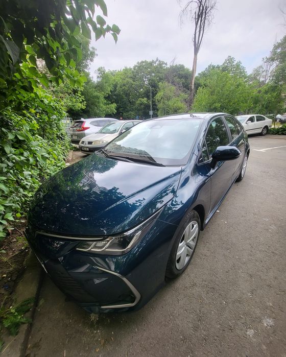 Închirieri Masini Electrice Hybrid Toyota Corolla  imobiliarenonstop