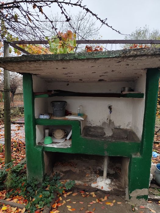 Продавам къща с дворно място в с.Есен,общ. Сунгурларе