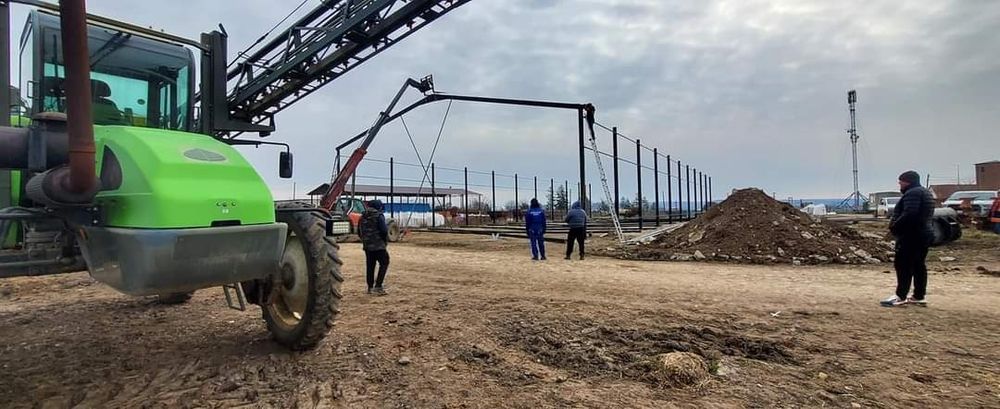 Vand hale si structuri metalice