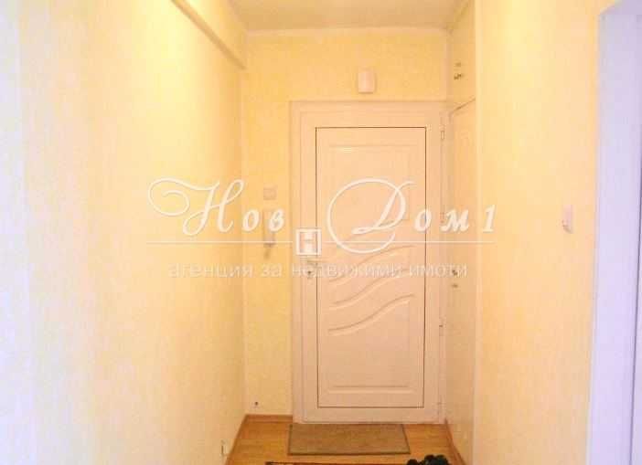 Дава се под наем Четиристаен апартамент в Варна, Левски - 83 кв.м за 155400 € - Снимка #10
